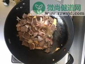 炖牛肉