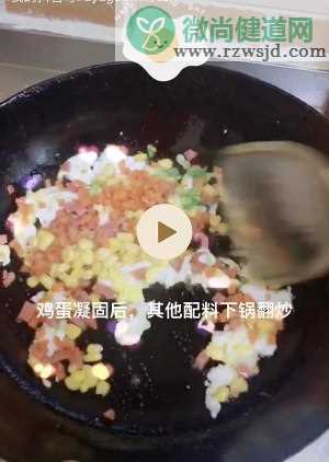 宝宝爱吃的什锦炒饭