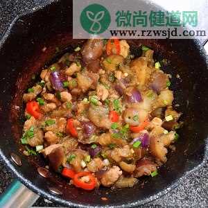 超级少油版的『肉丁烧茄子