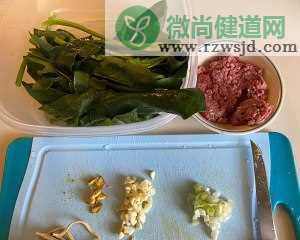 菠菜炒牛肉