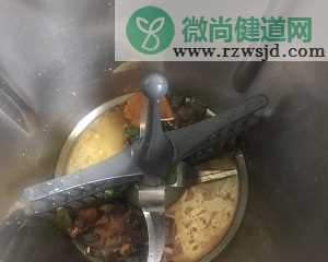 白菜炖土豆的热菜家常菜