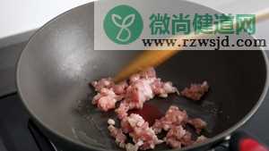 超下饭的孜然肉沫豆腐在家吃到烧烤味