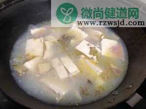 火腿豆腐烧河蚌