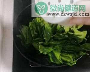 小炒菠菜，简单快手易操作