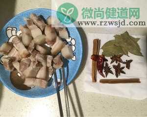 干豆角丝炖五花肉土豆