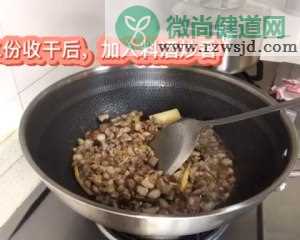 好吃到爆炸的酱肉大包