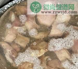 河蚌炖咸肉