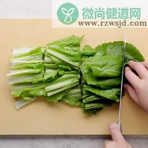 小白菜烧豆腐的热菜家常菜