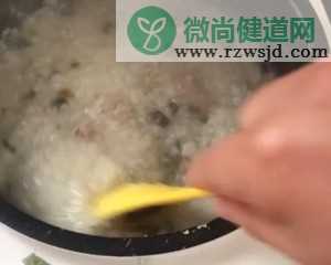 皮蛋瘦肉粥