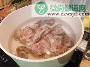 超浓郁的慢炖五香辣牛肉