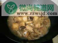 大闸蟹烧豆腐