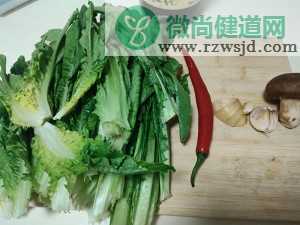 康师傅香菇炒油麦菜的热菜家