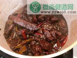 超浓郁的慢炖五香辣牛肉