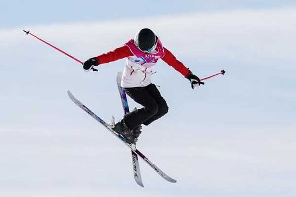 中国队自由式滑雪混合团体摘银 自由式滑雪评分规则