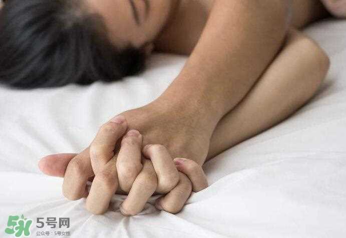 爱爱后夫妻间应该做些什么？爱爱后应该如何处理？