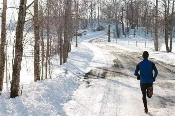 下雪天可以跑步吗 要注意安