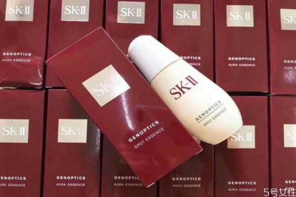 sk2小灯泡有哪些功效 sk2小灯泡可以白天用吗