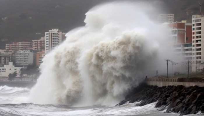 “康妮”预计明日携强风雨登陆台湾 中央气象台升级台风预警至黄色