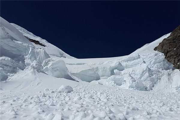 梦见雪崩是什么意思