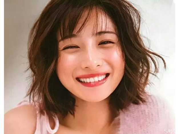 石原里美仿妆 石原里美妆容特点