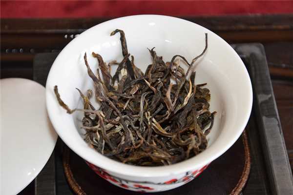 普洱茶用多少度的水冲泡 普洱茶的冲泡方法