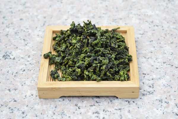 青茶用什么茶具泡最好 青茶可以用紫砂壶冲泡吗