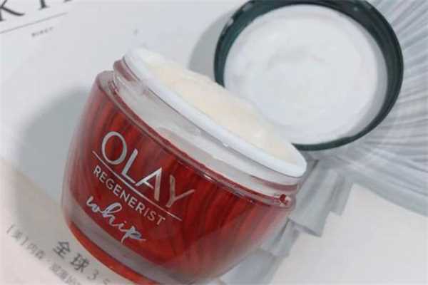 olay空气霜适合什么肤质 olay空气霜适合什么年龄