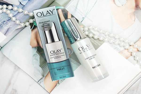 使用olay小白瓶能开灯吗 使用olay小白瓶前要保湿吗