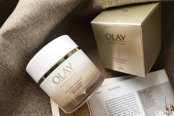 olay气泡霜油不油 olay气泡霜适合肤质