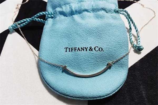 tiffany笑脸项链尺寸 蒂芙尼笑脸项链大号好看还是小号