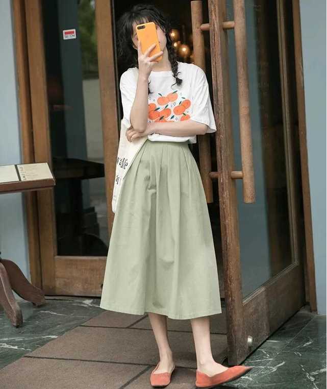 微胖女孩穿什么样的衣服好看