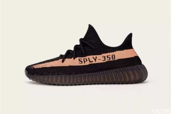 椰子鞋偏大还是偏小 yeezy是