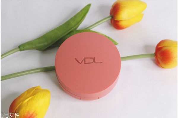 vdl pantone联名系列彩妆 vdl pantone living coral